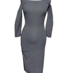 Zara Trafaluc Sexy Form Fitting Cold Shoulder Dress Size Small